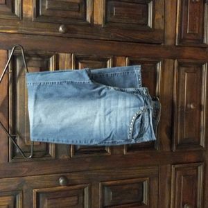 Women's cropped jeans